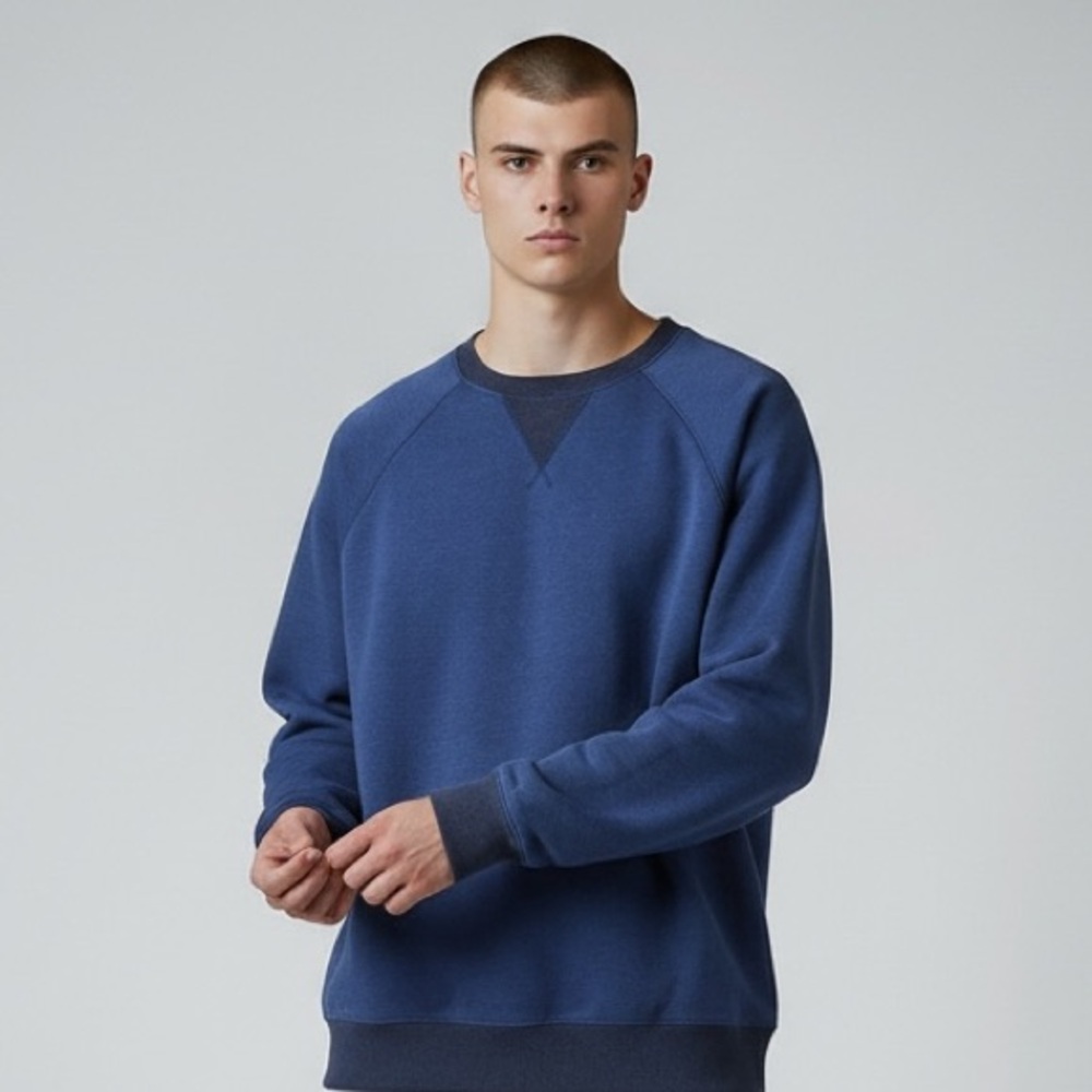 Roebuck & Co. Blue Round neck Sweatshirt